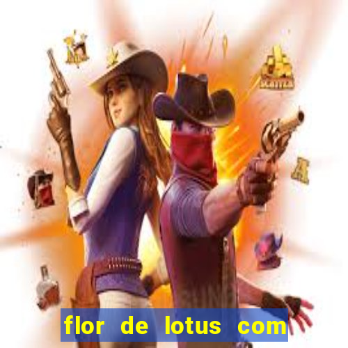 flor de lotus com lua tatuagem